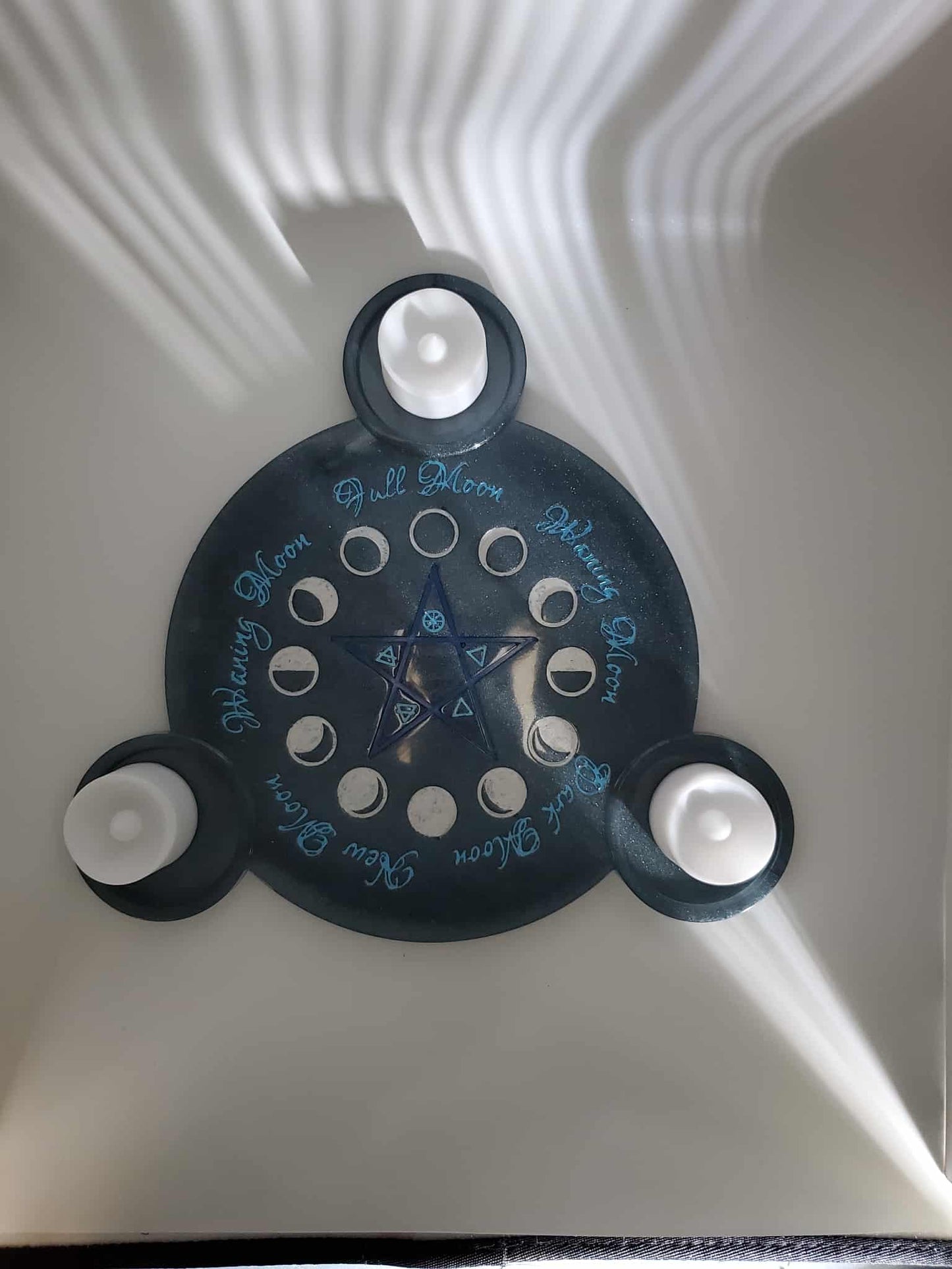Candle holder